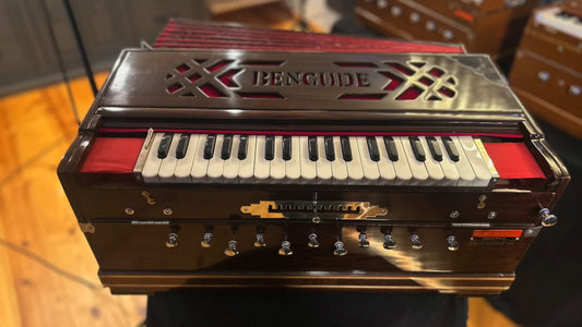 Bengude 9/3 Scale Changer Harmonium