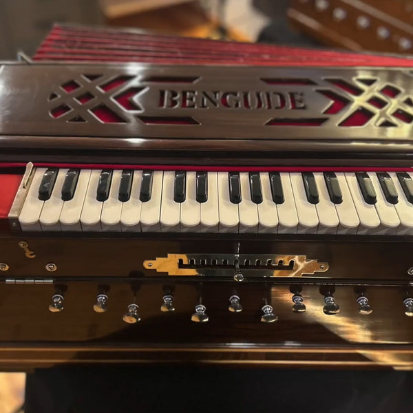 Bengude 9/3 Scale Changer Harmonium