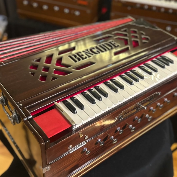 Bengude 9/3 Scale Changer Harmonium