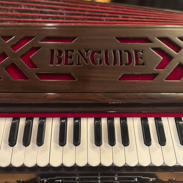 Bengude 9/3 Scale Changer Harmonium