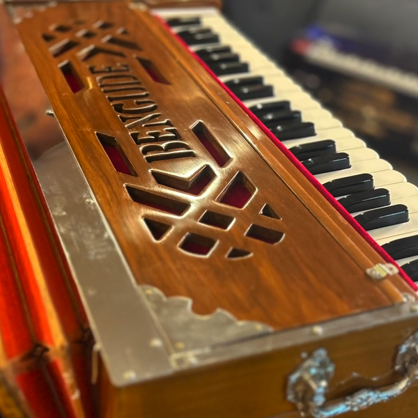 Bengude Fixed 3-Reed Harmonium (Bass/Male/Female)