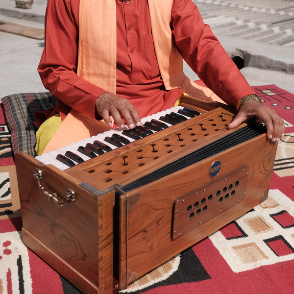 Bhava Studio Harmonium, Concert Teak Edition being played